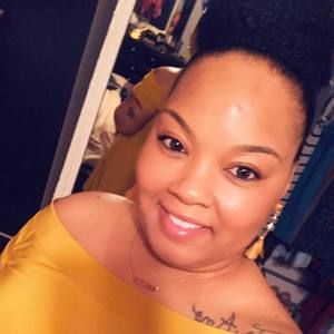 Meet your Posher, Mikayla